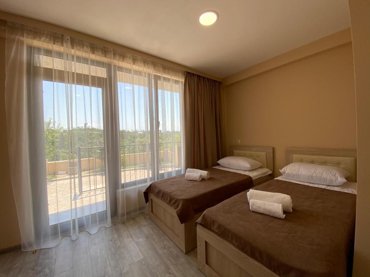 Отель Lake House Цхалтубо-16